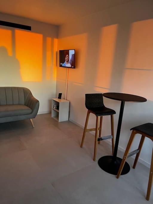 Suite « Body Love » - Jacuzzi Privatif Créteil Exterior foto