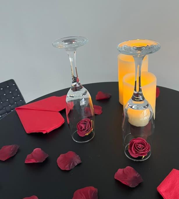 Suite « Body Love » - Jacuzzi Privatif Créteil Exterior foto
